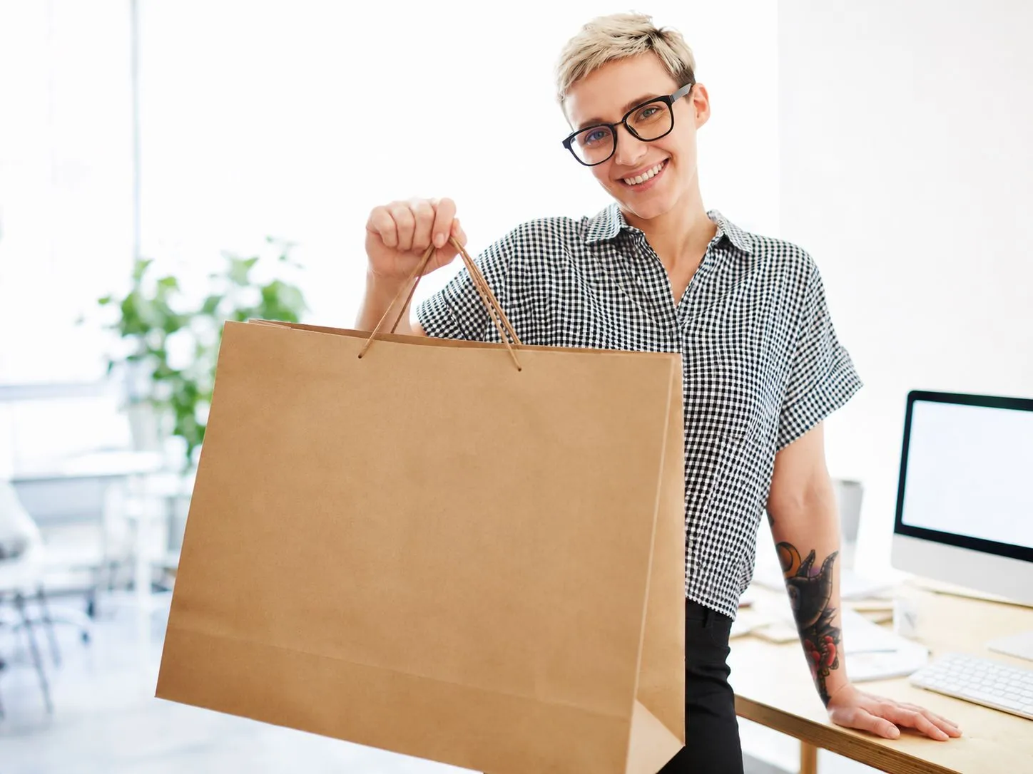 Detail of quality printing on a brown kraft bag
